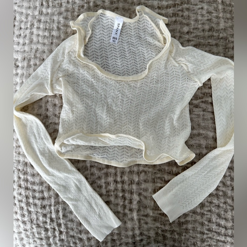SPANX Ladies Women Size Extra Small Cream Mesh Long Sleeve Crop